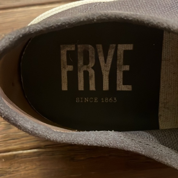 Frye Ludlow Gray Canvas Low Top Sneakers Size 9.5 - Picture 2 of 6